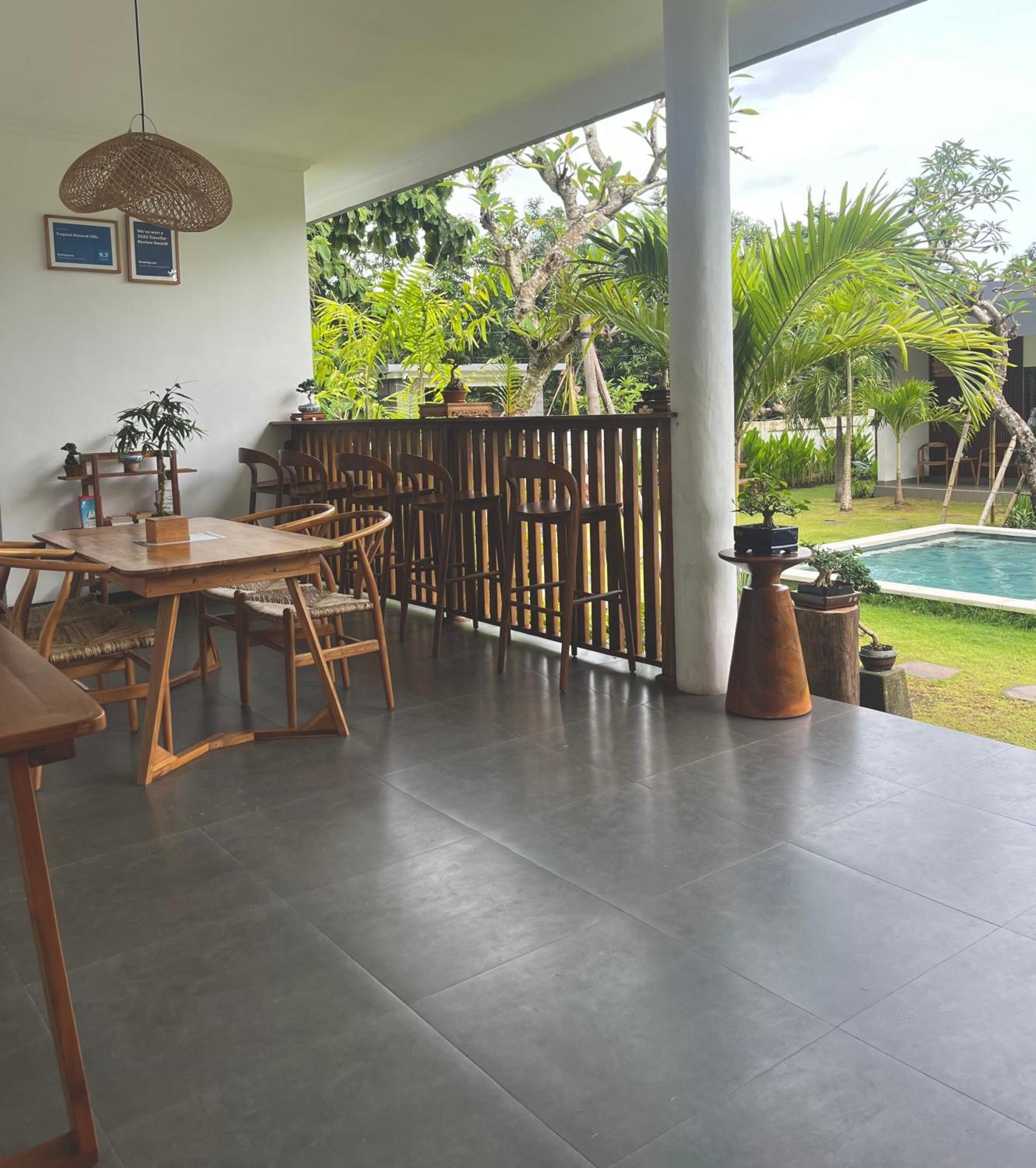 Tropical Almond Villa Uluwatu Exterior foto